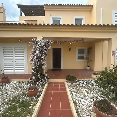 Pinheiro Holiday home *