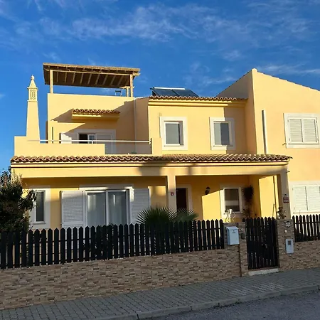 Дом отдыха Vivenda Pinheiro Algarve